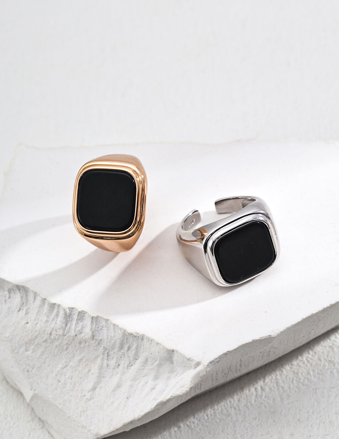 Simple Black Agate Ring